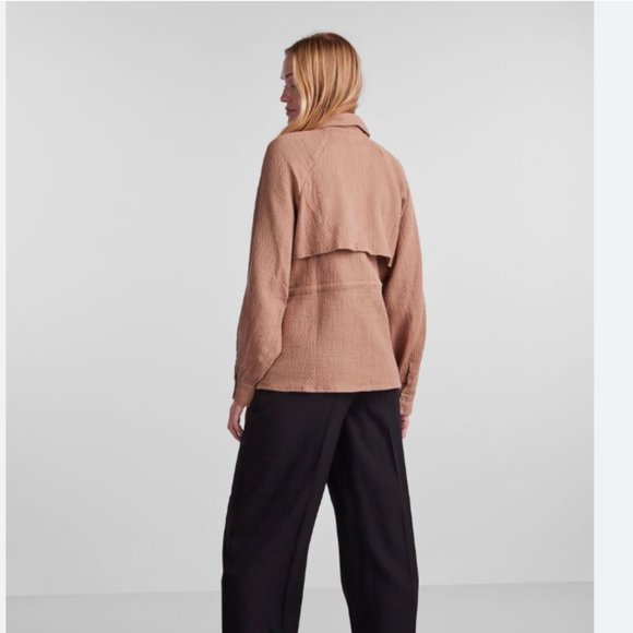 Y.A.S Yasicona Lightweight Button Up - Picture 4 of 11